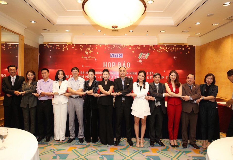 Mạng lưới nữ lãnh đạo Happy Women Leader Network tổ chức họp báo cùng CMB và Đài VTC - 3 Mạng lưới nữ lãnh đạo Happy Women Leader Network tổ chức họp báo cùng CMB và Đài VTC - 3