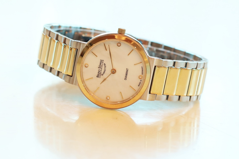 Black Friday, giảm giá đến 40% đồng hồ, kính mắt tại Đăng Quang Watch - 5 Black Friday, giảm giá đến 40% đồng hồ, kính mắt tại Đăng Quang Watch - 5