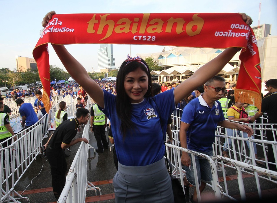 Thái Lan 4-2 Indonesia: Màn hủy diệt của người Thái - 13