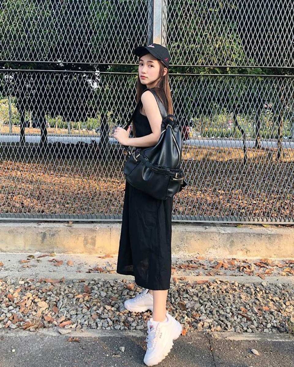 Hot girl đẹp nhất Malaysia mê mệt cầu thủ số 9 Idlan Talaha - 18
Cô theo đuổi phong cách cá tính, đơn giản