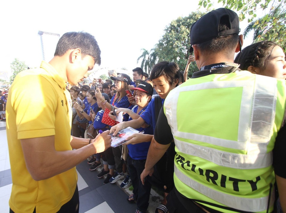 Thái Lan 4-2 Indonesia: Màn hủy diệt của người Thái - 5