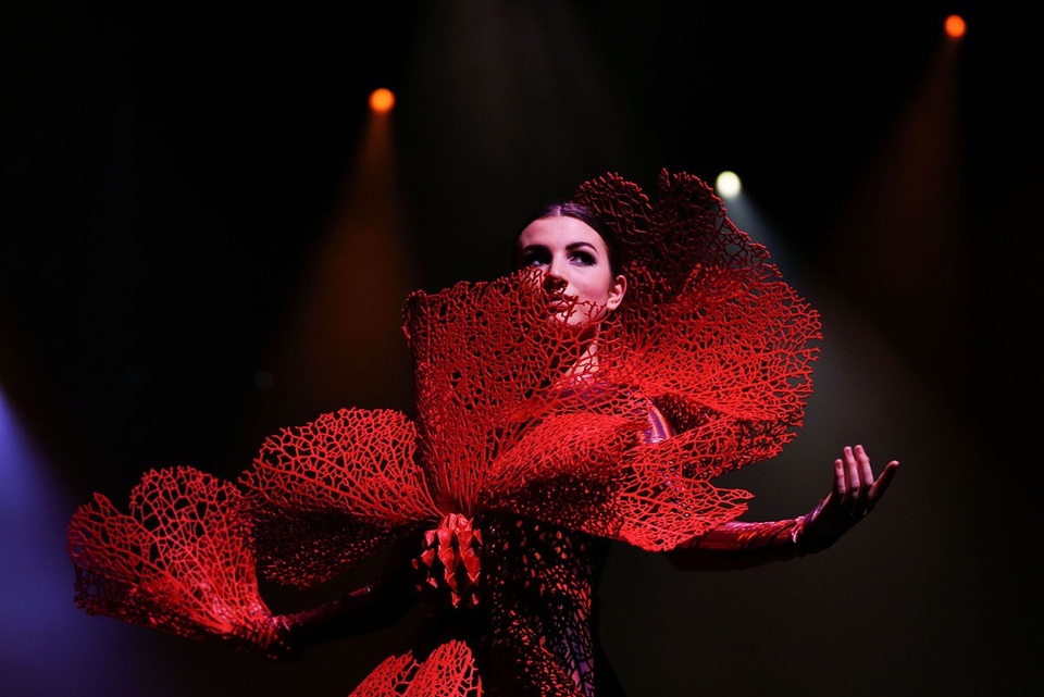 
“Mạch đập cuộc sống” (2017) - Galina Mihaleva (Singapore)
