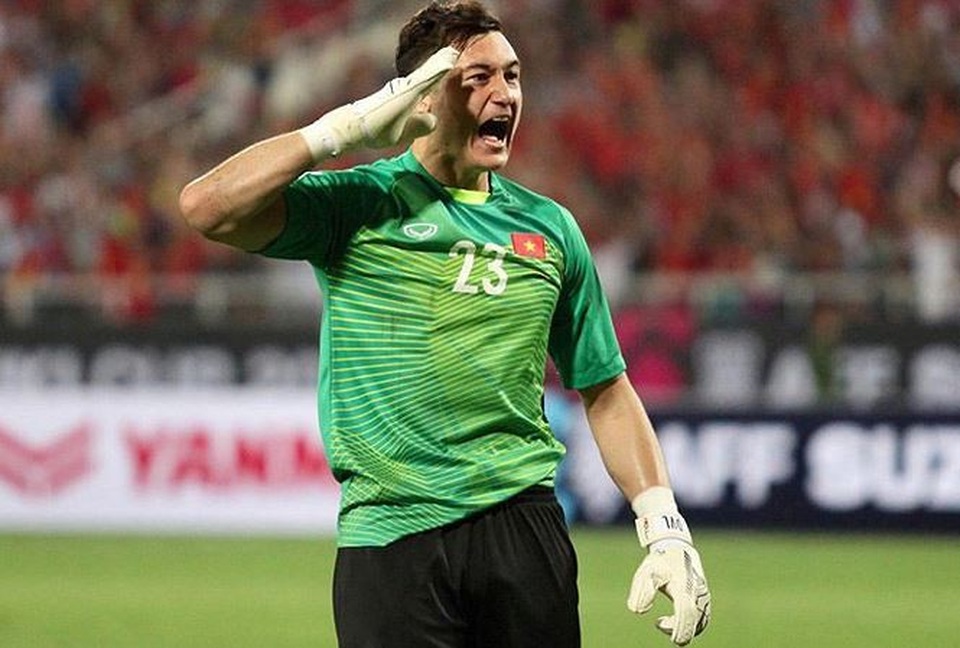 
Hành động để lại ấn tượng đẹp của Văn Lâm tại Mỹ Đình
