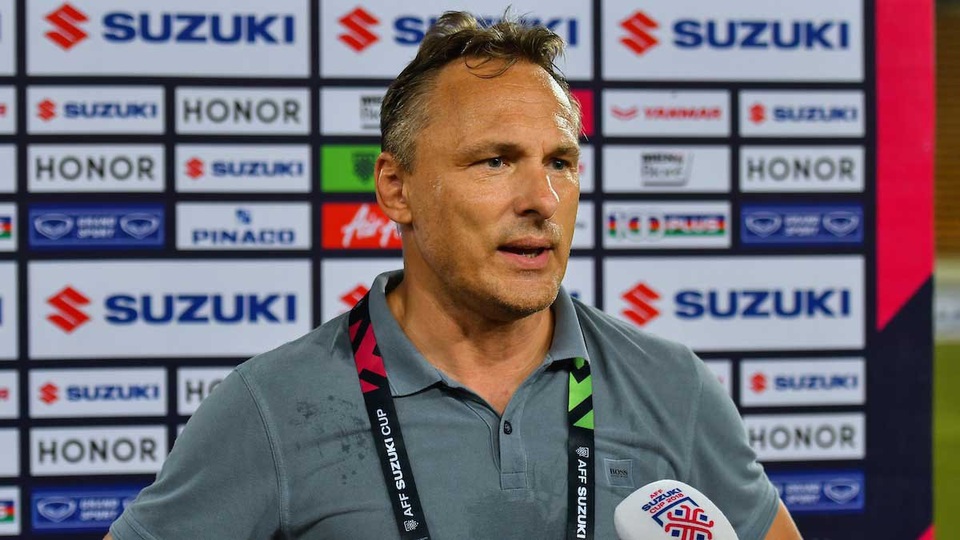 HLV Myanmar tuyên bố sẽ đánh bại đội tuyển Việt Nam - 1
HLV Antoine Hey tuyên bố sẽ giành trọn vẹn 3 điểm trước đội bóng được đánh giá rất cao là đội tuyển Việt Nam