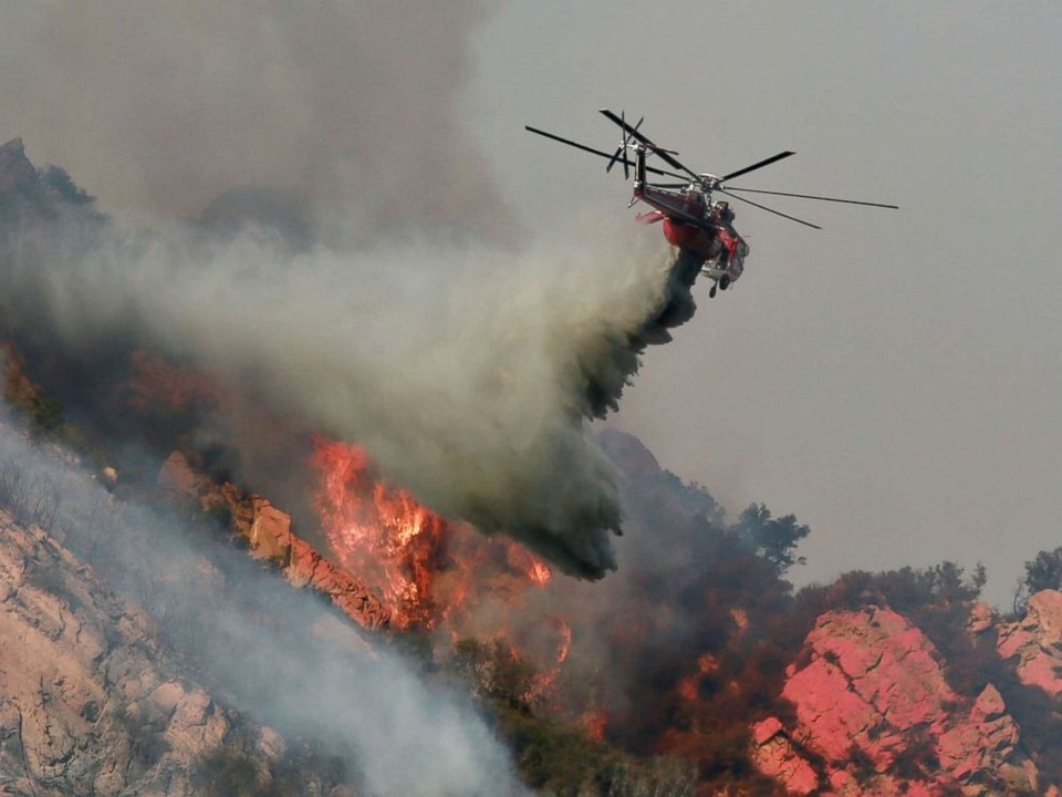 Ông Trump thăm hiện trường vụ cháy rừng khủng khiếp nhất lịch sử California - 4
Vụ cháy rừng Camp Fire có thể coi là vụ cháy rừng thảm khốc nhất trong lịch sử California. (Ảnh: AFP)