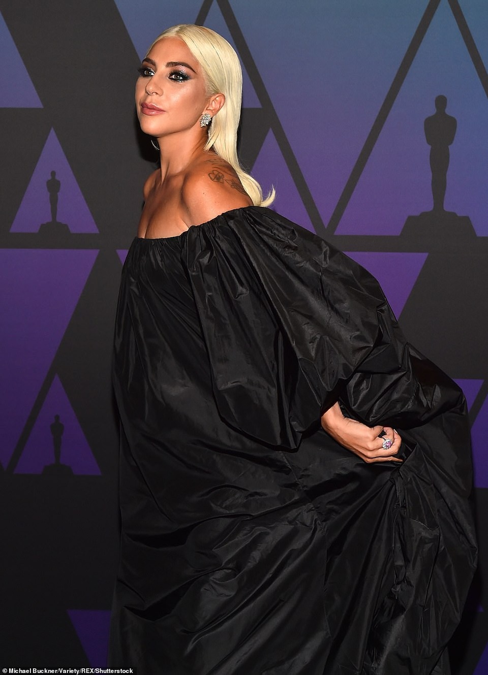 Dàn sao đình đám khoe dáng gợi cảm - 7
Lady Gaga được kỳ vọng sẽ được đề cử ở lễ trao giải Oscar năm tới