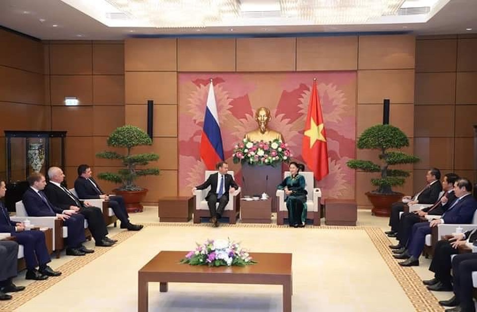 Nga là ưu tiên hàng đầu trong chính sách đối ngoại của Việt Nam - 2 Việt Nam luôn coi trọng quan hệ với Liên bang Nga, coi đây là ưu tiên hàng đầu trong chính sách đối ngoại (ảnh: Hữu Nghị)