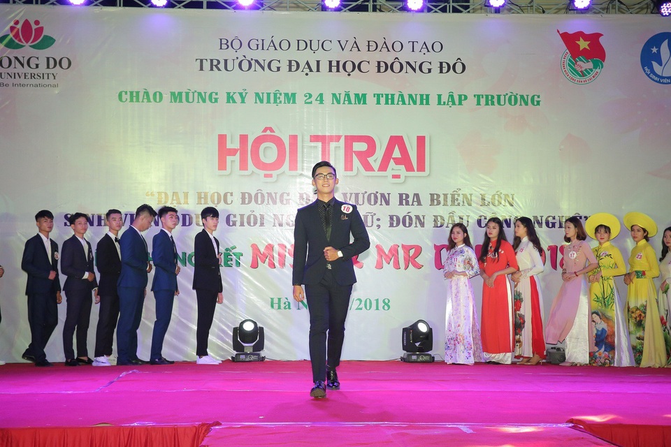 Vẻ đẹp rạng ngời, thông minh của hoa khôi trường ĐH Đông Đô - 9
Phạm Phương Nam đạt giải Á vương 2