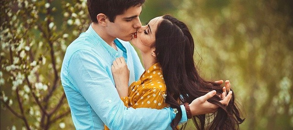 Đàn bà khi yêu sao mà dại dột đến vậy - 1 Phụ nữ khi yêu thường xem tình yêu là tất cả cuộc đời mình. Ảnh Minh Họa