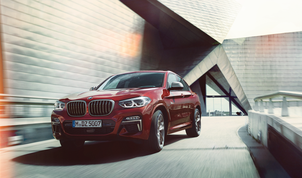 BMW X4 hoàn toàn mới sắp có mặt tại Việt Nam - 2
BMW X4 mới là phiên bản nối tiếp của mẫu xe thể thao đa dụng bán chạy hàng đầu của hãng, ra mắt lần đầu vào 2014