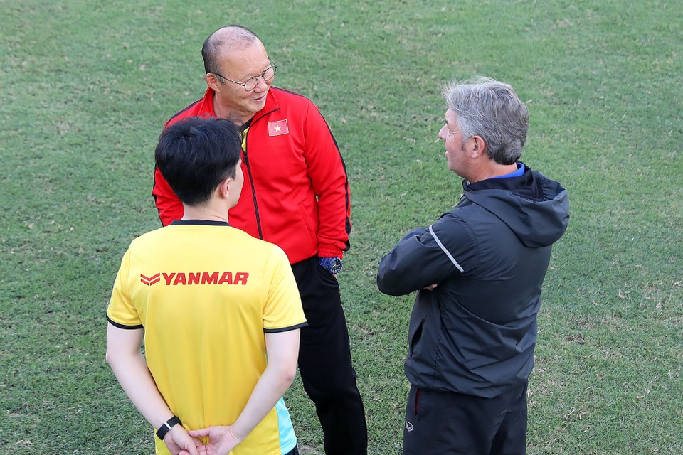 
HLV Park Hang Seo đã có trợ lý mới trước AFF Cup 2018 - Ảnh: Gia Hưng
