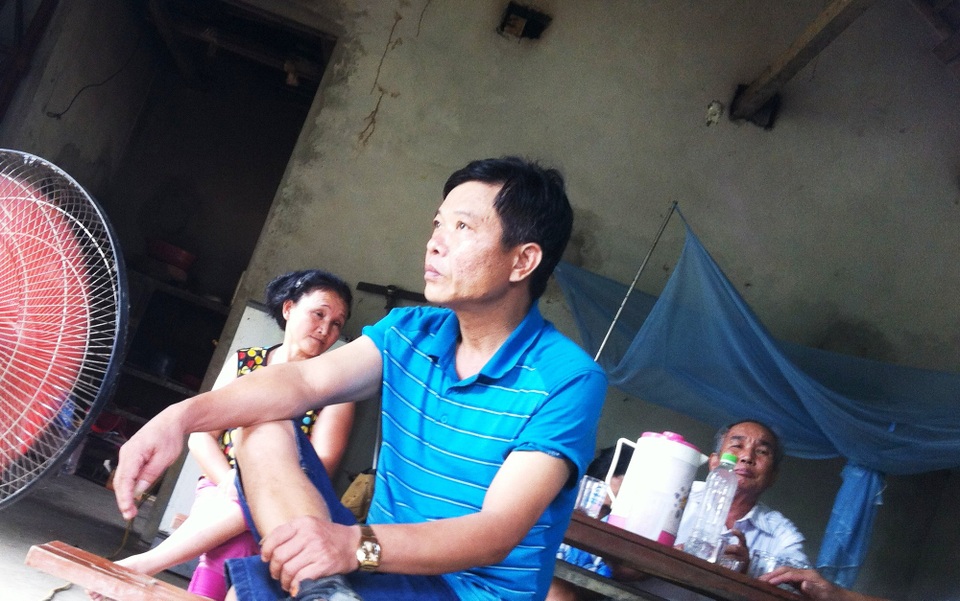 Nhiều ha đất rừng bỗng nhiên bị “biến mất”  sau cấp đổi tại Nghệ An! - 4 Khẳng định được chính quyền giao đất, giao rừng nhưng hộ ông Nguyễn Hữu Trang nhiều năm liền không hề chăm nom hay sản xuất gì trên thửa đất.