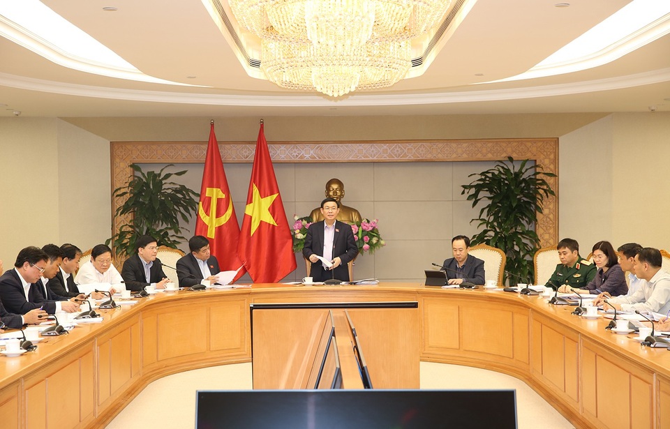 Tổng điều tra dân số và nhà ở: Tránh lỗi “việt vị” như 10 năm trước - 1 Phiên họp thứ nhất của Ban chỉ đạo Tổng điều tra dân số và nhà ở Trung ương, chiều 19/11