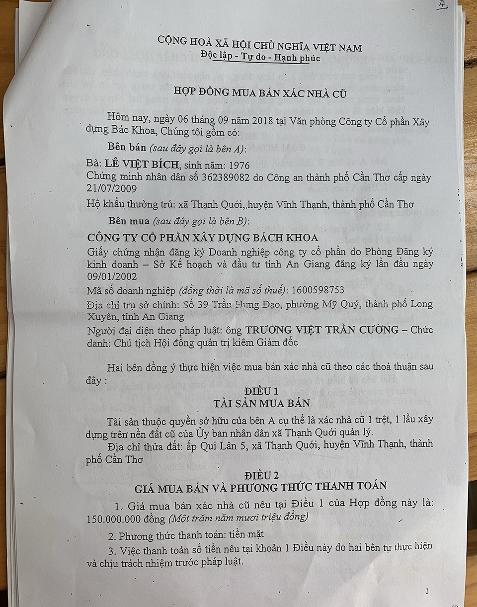 Nhà trái phép của vợ chồng Bí thư - Chủ tịch xã "biến hóa lạ kỳ" - 3 Hợp đồng bán nhà của bà Bích cho công ty Bách Khoa