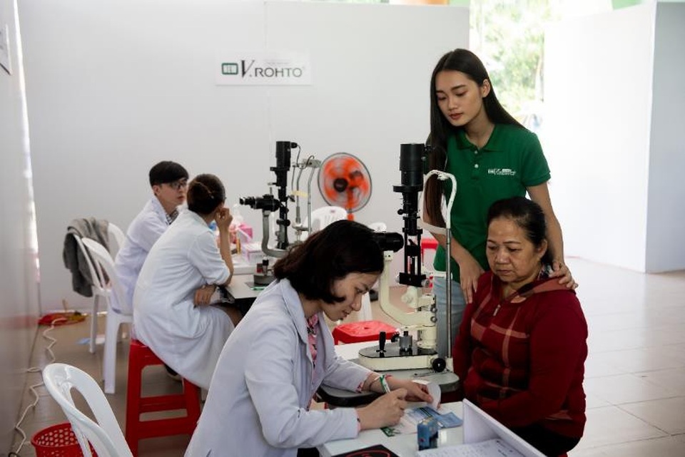 Rohto-Mentholatum (Việt Nam) trao học bổng và chăm sóc mắt cộng đồng 2018 - 4 Đây là hoạt động thường niên của nhãn hàng