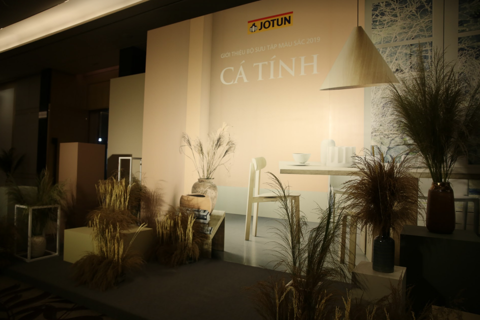 Cá tính dẫn dắt sắc màu: Câu chuyện về màu sắc Jotun - 3
Việc thay đổi màu sắc trong không gian sống sẽ tạo ra ngữ cảnh mới với những tâm trạng khác nhau. Câu chuyện sắc màu của Jotun được kể với bối cảnh là một cánh đồng hoa mang chiều sâu và cá tính được tạo ra bởi những món đồ trang trí.