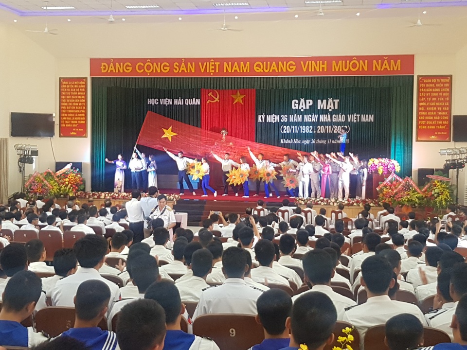 Học viện Hải quân Nha Trang kỷ niệm 36 năm ngày Nhà giáo Việt Nam - 1 Học viện Hải quân Nha Trang kỷ niệm 36 năm ngày Nhà giáo Việt Nam