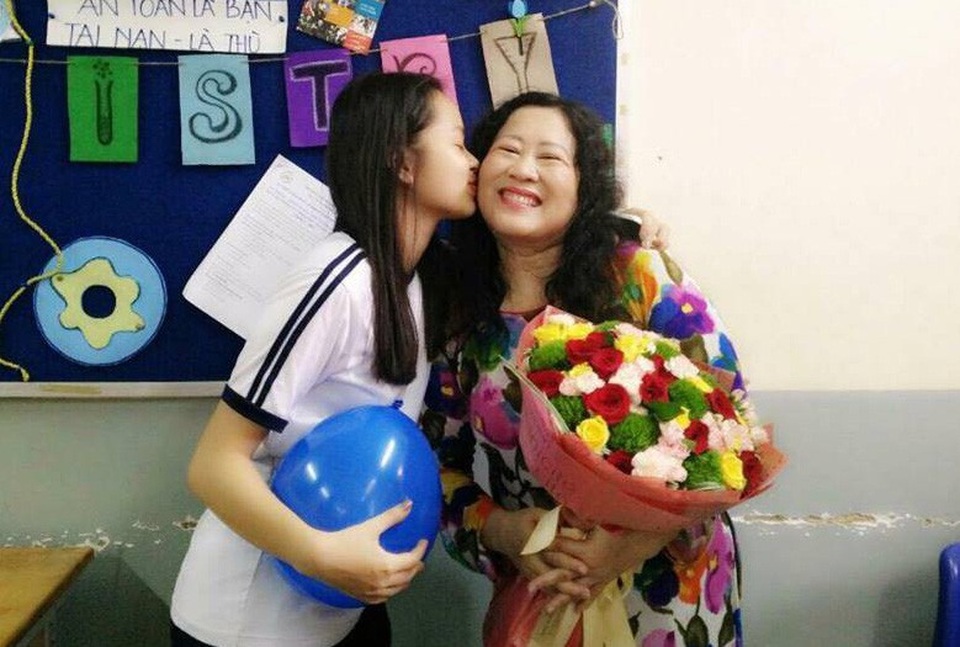 Chiếc phong bì và sự “bấu víu” của phụ huynh - 2 Tình cảm của cô trò được xây dựng bằng sự chân thành và niềm tin (Ảnh mang tính minh họa)