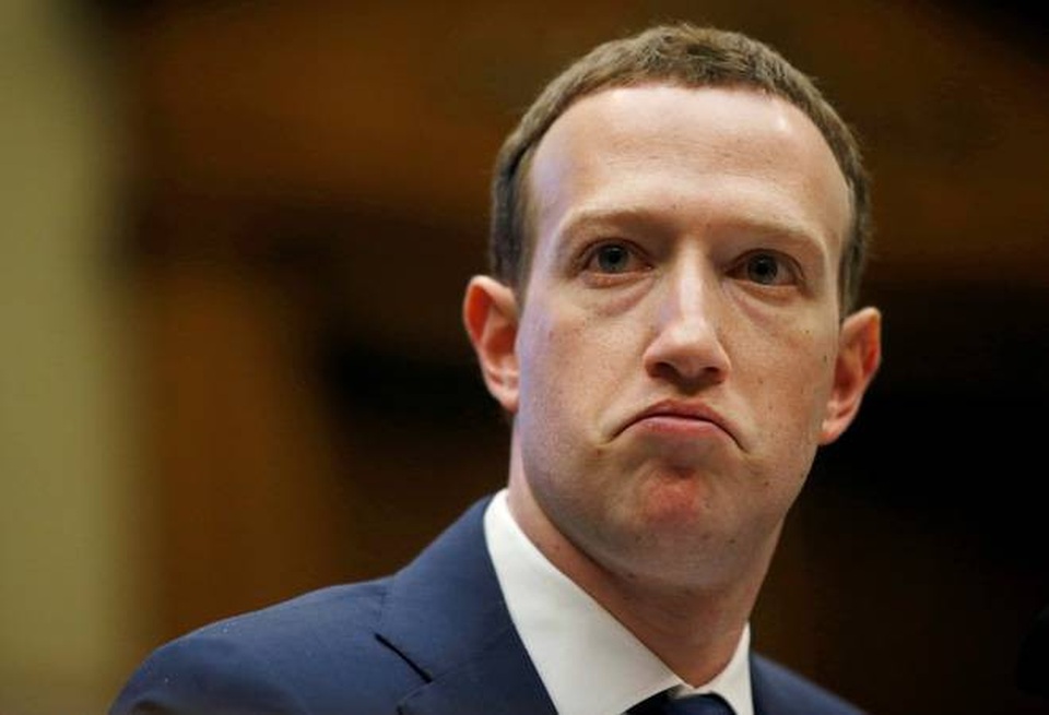 Dịch vụ quảng cáo của Facebook "treo cứng" khiến cộng đồng mạng hỗn loạn - 3 Facebook đang gặp vấn đề phát sinh từ nội bộ.
