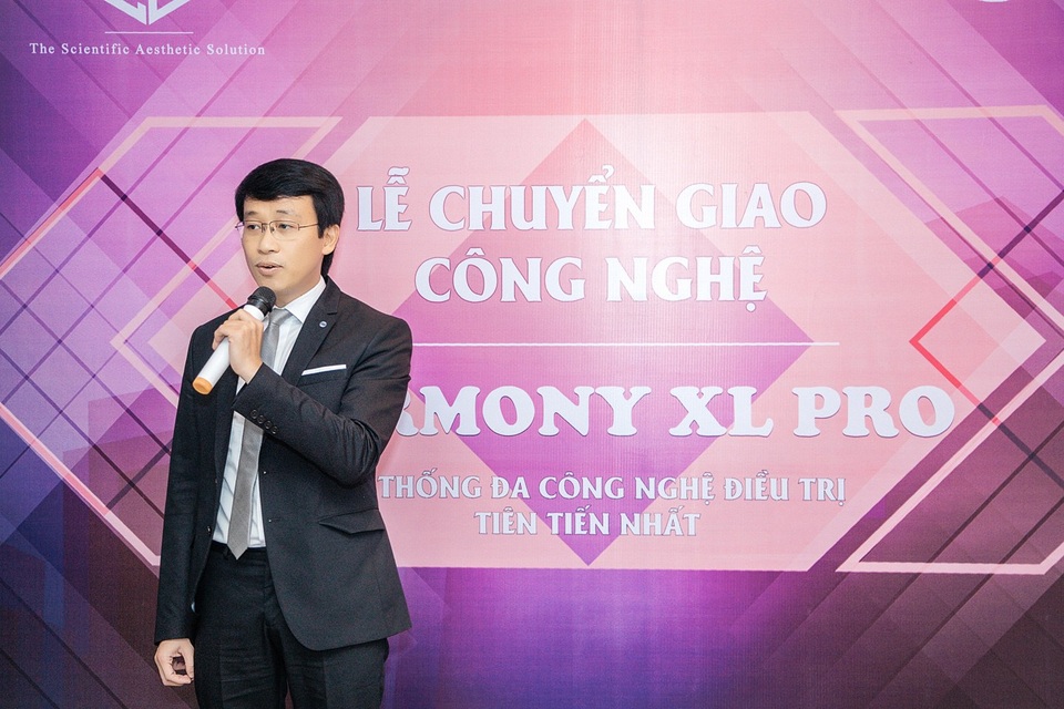 Xu hướng điều trị kết hợp trong y học thẩm mỹ - 1 ThS. Bs. Hồ Cao Vũ chia sẻ kinh nghiệm về công nghệ Harmony sau chuyến đào tạo tại Israel