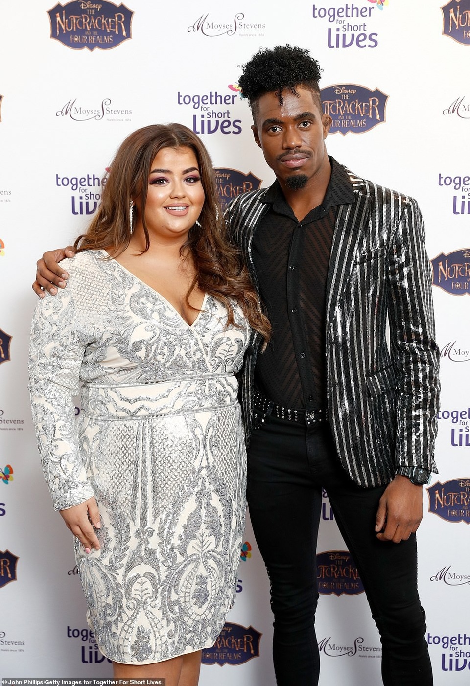 
Cặp đôi nổi tiếng từ chương trình X Factor
