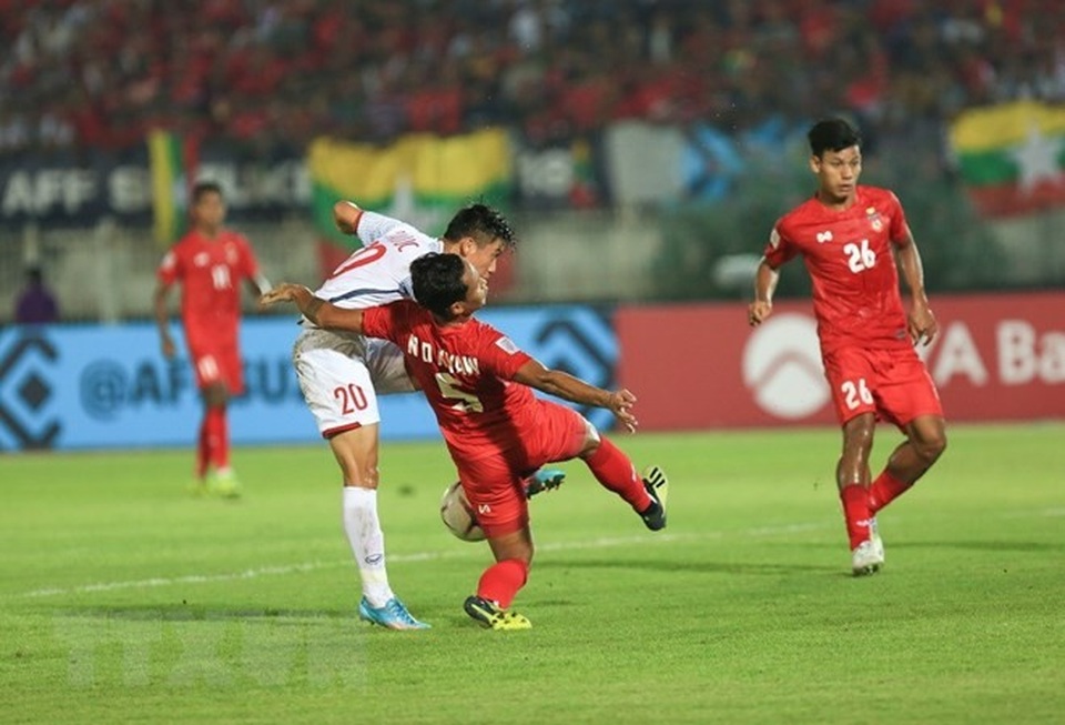 Chấm điểm trận Myanmar 0-0 Việt Nam: Đội trưởng Văn Quyết gây thất vọng - 2
Phan Văn Đức tiếp tục thể hiện mình trong trận gặp Myanmar