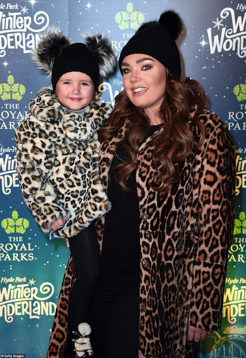 Tamara Ecclestone mặc áo đôi cùng con gái cưng - 2
Tamara Ecclestone mặc áo đôi cùng công chúa nhỏ 4 tuổi