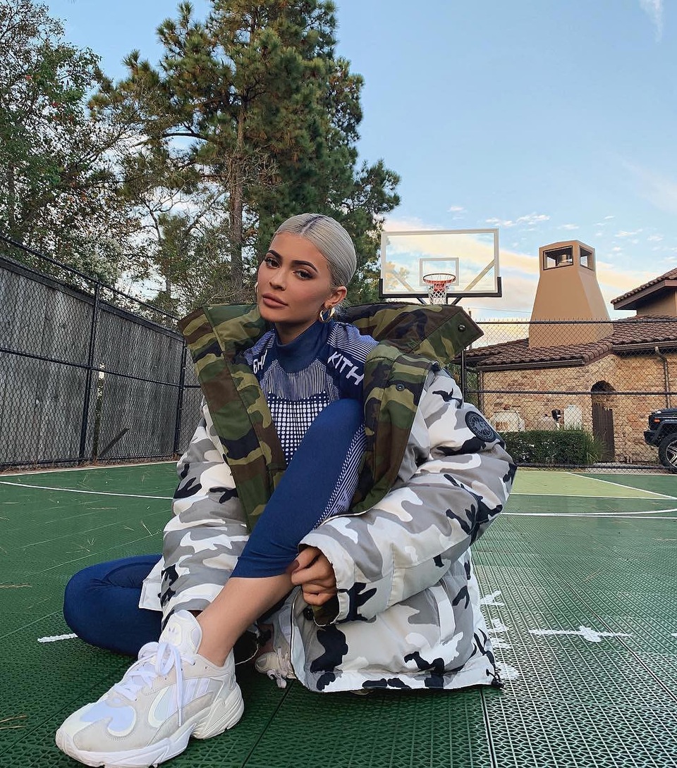 Kylie Jenner là ngôi sao có gu thời trang gây ảnh hưởng nhất - 19 Kylie Jenner là ngôi sao có gu thời trang gây ảnh hưởng nhất - 19