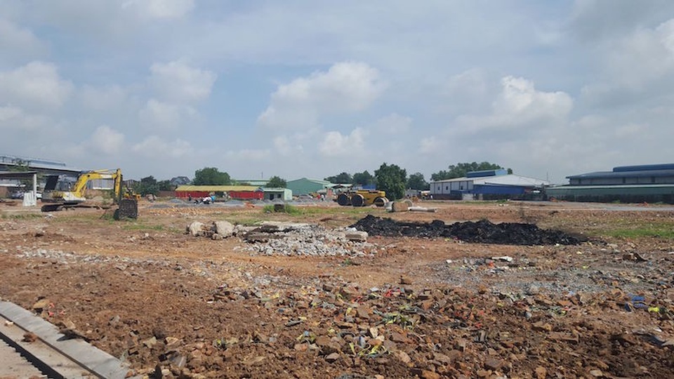 Thủ tướng yêu cầu báo cáo vụ khốn khổ vì 2 chữ "đất ở" - 2 Đa số các dự án đều được chuyển nhượng từ đất nông nghiệp, đất phi nông nghiệp, đất chuyên dùng…