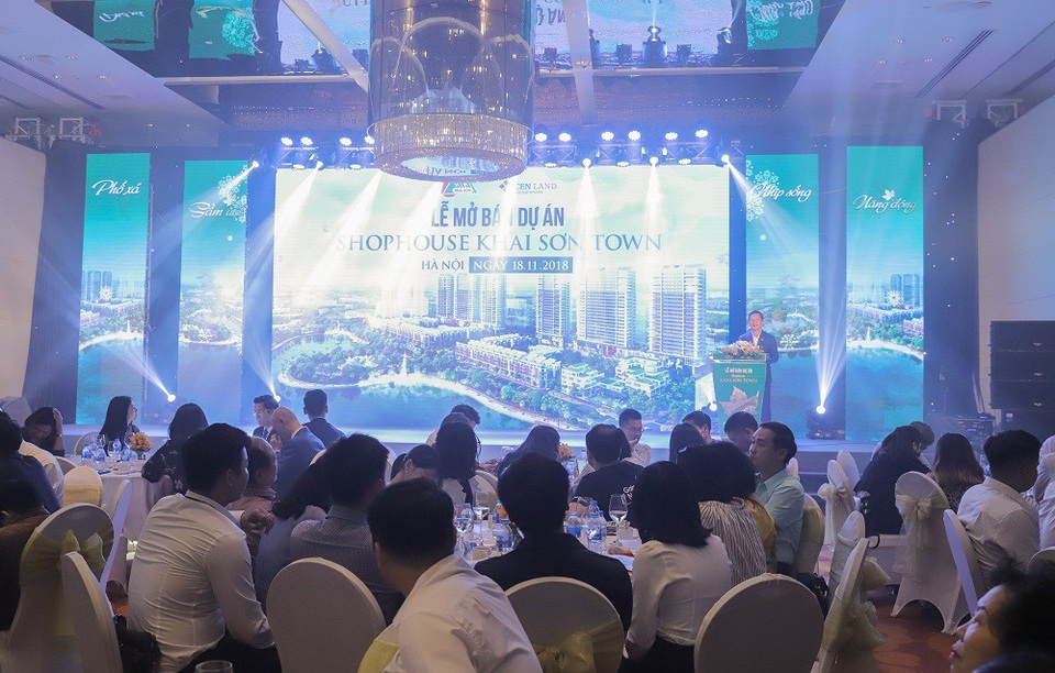 2/3 giỏ hàng được giao dịch thành công tại Khai Sơn Town - 1
Khai Sơn Town thu hút nhiều khách hàng tìm kiếm và đặt mua