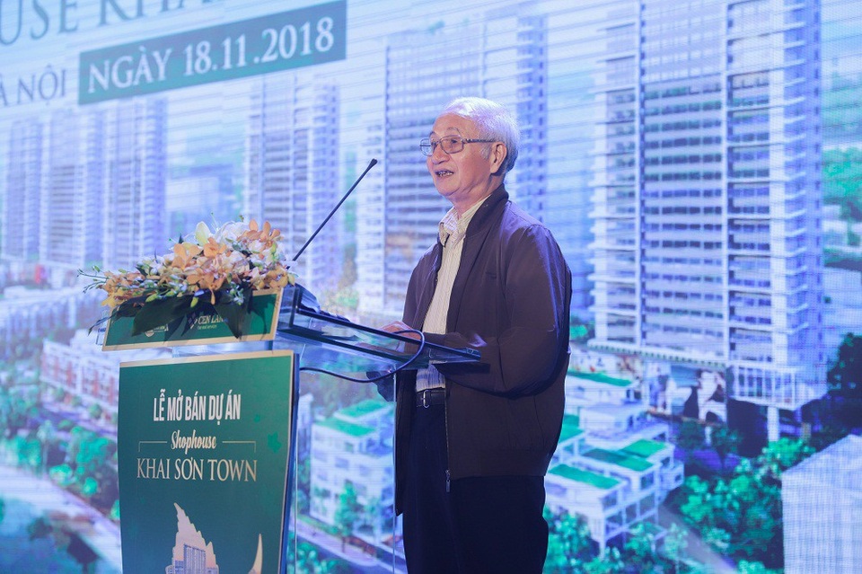 2/3 giỏ hàng được giao dịch thành công tại Khai Sơn Town - 2
TS. Đào Ngọc Nghiêm chia sẻ tại sự kiện mở bán shophouse Khai Sơn Town ngày 18/11/2018