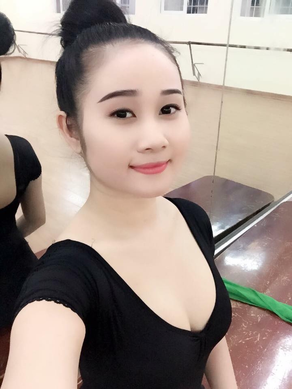 Bạn gái tuyển thủ Tiến Linh: “Anh ấy đã cố gắng hết mình và chơi rất máu lửa" - 8 Bạn gái tuyển thủ Tiến Linh: “Anh ấy đã cố gắng hết mình và chơi rất máu lửa" - 8