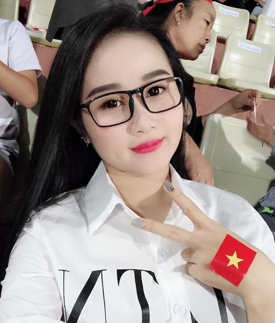 Bạn gái tuyển thủ Tiến Linh: “Anh ấy đã cố gắng hết mình và chơi rất máu lửa" - 7 Bạn gái tuyển thủ Tiến Linh: “Anh ấy đã cố gắng hết mình và chơi rất máu lửa" - 7