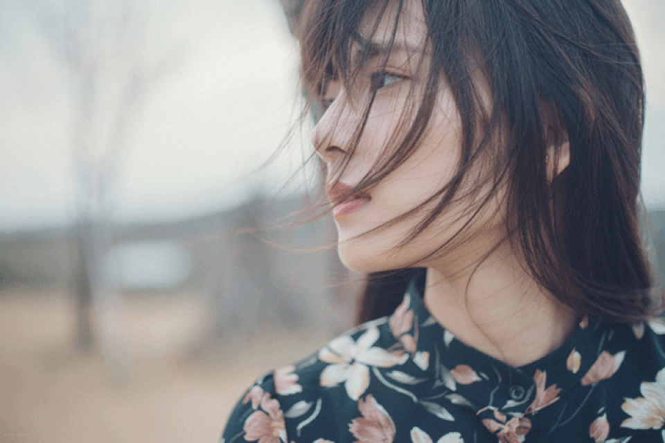  Thực tế những thói quen sẽ rất khó bỏ. Vì đã quen với những tin nhắn, những cuộc gọi điện thoại và cả những buổi đi chơi, vì vậy mà khi kết thúc, bạn sẽ cảm thấy khó chịu vô cùng... nhưng rồi cảm giác ấy cũng sẽ nhanh chóng qua đi. 