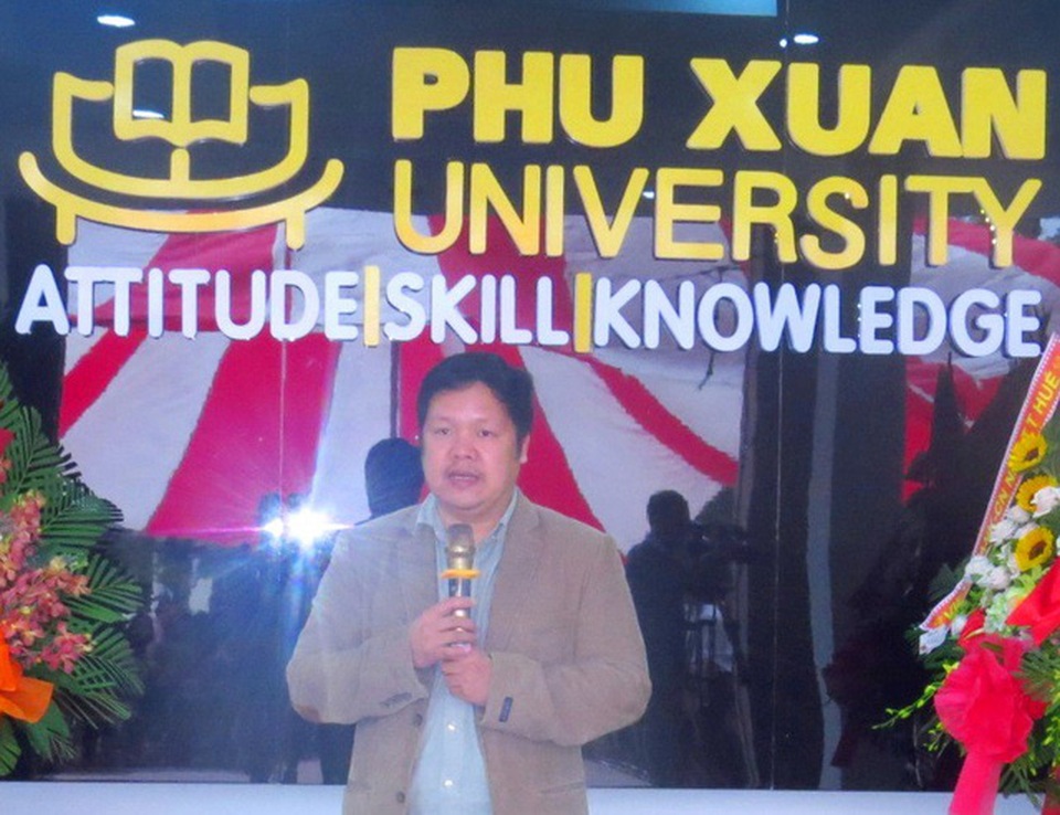 Trường Đại học Phú Xuân kỷ niệm 15 năm “Ngày trở về” - 2
TS. Đàm Quang Minh - Hiệu trưởng Trường ĐH Phú Xuân - Huế phát biểu tại buổi lễ.
