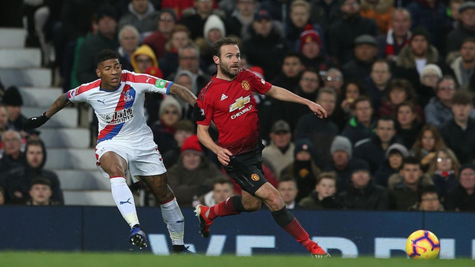 Những khoảnh khắc bất lực của Man Utd trước Crystal Palace - 11
Các mũi tấn công của Man Utd không hoạt động tốt nên đội chủ nhà thi đấu khá giằng co với Crystal Palace