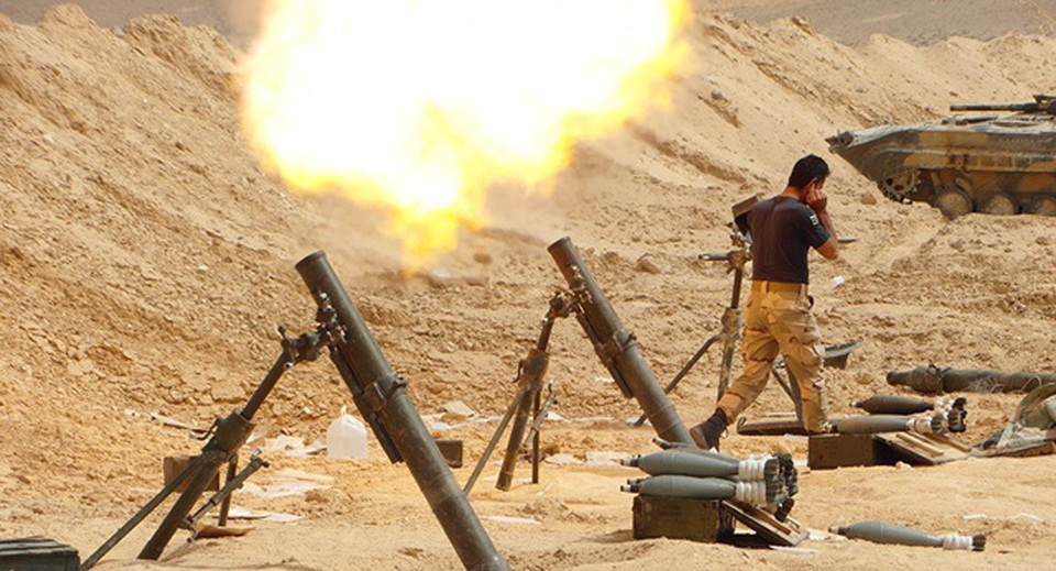 Tổ chức khủng bố tấn công dân thường bằng vũ khí hóa học, Syria đáp trả - 1 Binh sĩ thuộc lực lượng quân đội Syria (Ảnh minh họa: Sputnik)