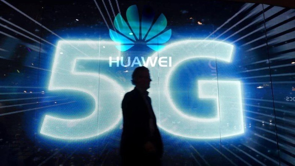 Mỹ thuyết phục đồng minh tẩy chay Huawei, LG tung điện thoại 16 camera - 2