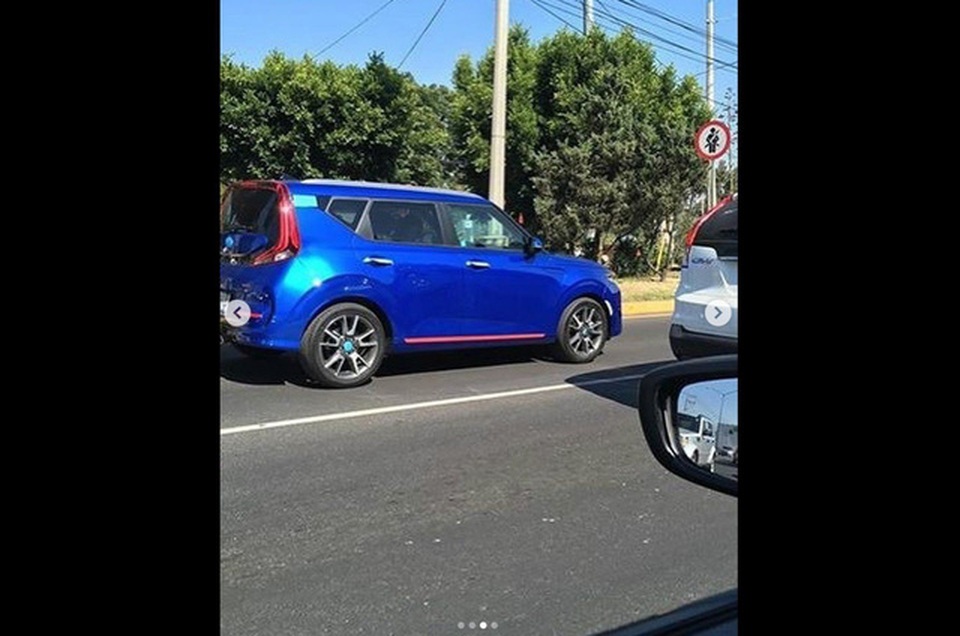 Hé lộ hình ảnh Kia Soul thế hệ mới - 2 Hé lộ hình ảnh Kia Soul thế hệ mới - 2