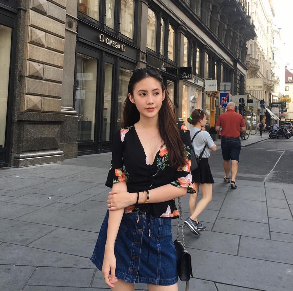 Hot girl gốc Việt tài năng đẹp rạng ngời trong lễ tốt nghiệp tại Anh - 10 Hot girl gốc Việt tài năng đẹp rạng ngời trong lễ tốt nghiệp tại Anh - 10