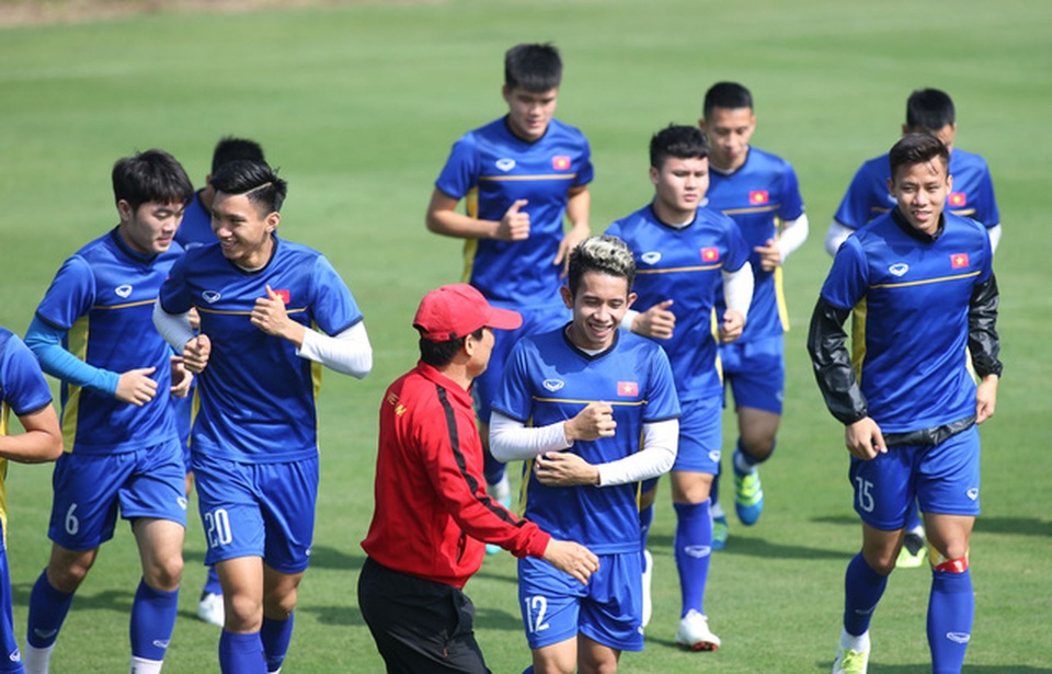 Hồng Duy tiết lộ về chấn thương của Văn Toàn - 1
Hồng Duy cho biết Văn Toàn vẫn ở lại đội tuyển Việt Nam - Ảnh: Gia Hưng