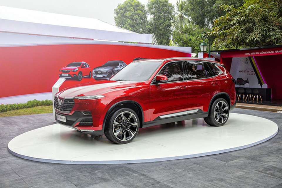 
Mẫu SUV VinFast Lux SA2.0
