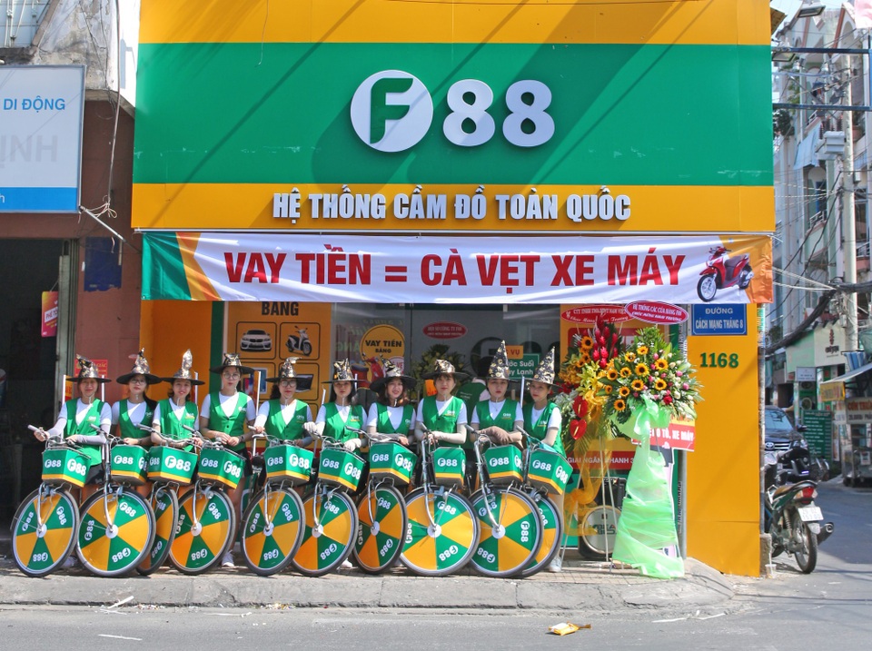 Chuỗi cầm đồ F88 được định giá gần 1000 tỷ đồng ở vòng đầu tư tăng trưởng - 2
Ông Simon Wagner, Tổng giám đốc Quỹ đầu tư Granite Oak đánh giá: “F88 là một doanh nghiệp dẫn đầu về mô hình chuỗi cửa hàng cho vay có bảo đảm