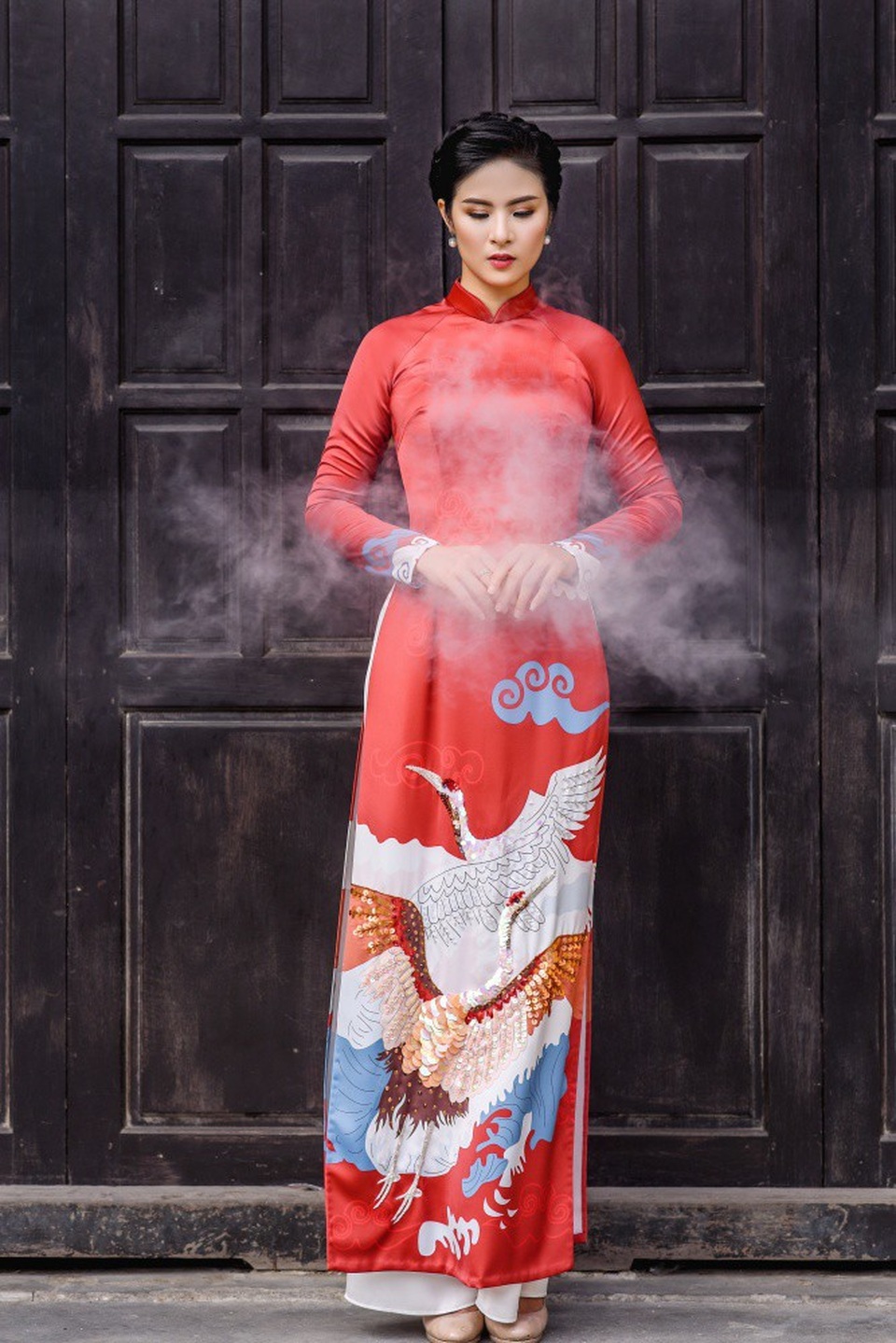 Tác phẩm viết về cuộc đời Đức Phật Thích Ca từ lúc còn là Thái tử Tất Đạt Đa cho tới khi Ngài bắt đầu quá trình đi tìm con đường giải thoát cho chúng sinh khỏi bể khổ. Ở đó, về những giáo lý của nhà Phật cũng như con đường giúp giải thoát khỏi những khổ đau đều được nêu rõ.