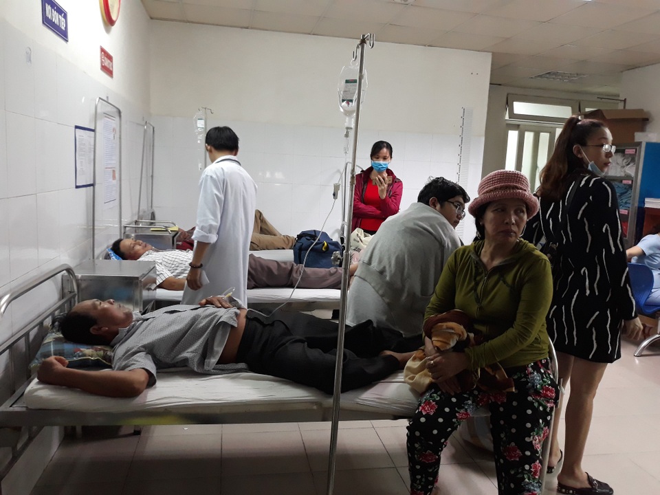 Đà Nẵng: Bệnh viện quá tải vì sốt xuất huyết tăng mạnh - 2 Bệnh viện phải kê thêm giường ngoài hành lang