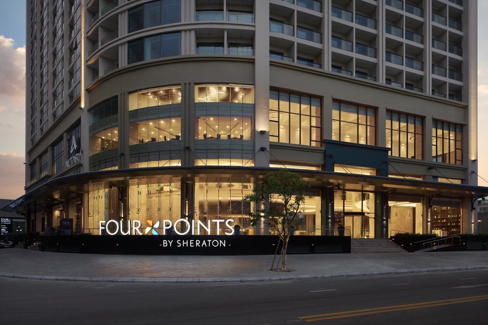Four Points by Sheraton Đà Nẵng chính thức đạt chuẩn 5 sao - 1 Khách sạn Four Points by Sheraton Đà Nẵng sở hữu các lợi thế mà mọi khách sạn hạng sang đều phải mơ ước