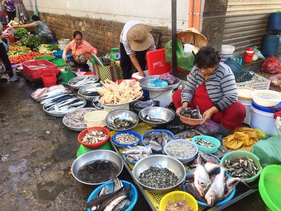 Nguồn cung sản phẩm tại các chợ đã ổn định trở lại trong ngày 27/11.