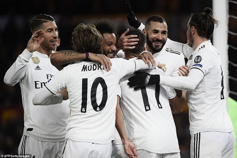 AS Roma 0-2 Real Madrid: Thầy trò HLV Solari giành ngôi đầu bảng - 8
Real Madrid chính thức giành ngôi đầu bảng