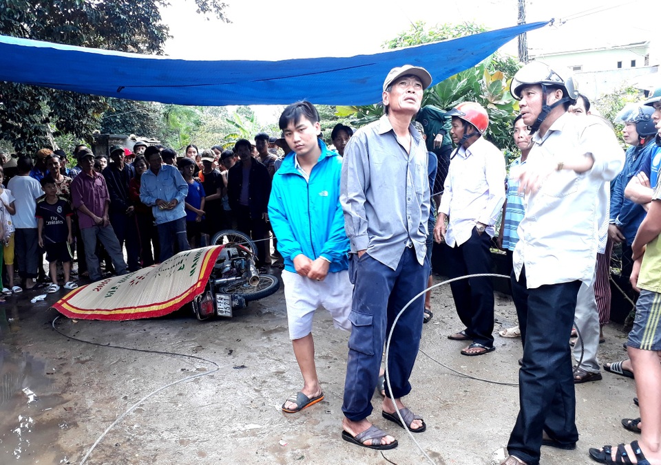 
Hiện trường vụ giật điện. (Ảnh: CTV)
