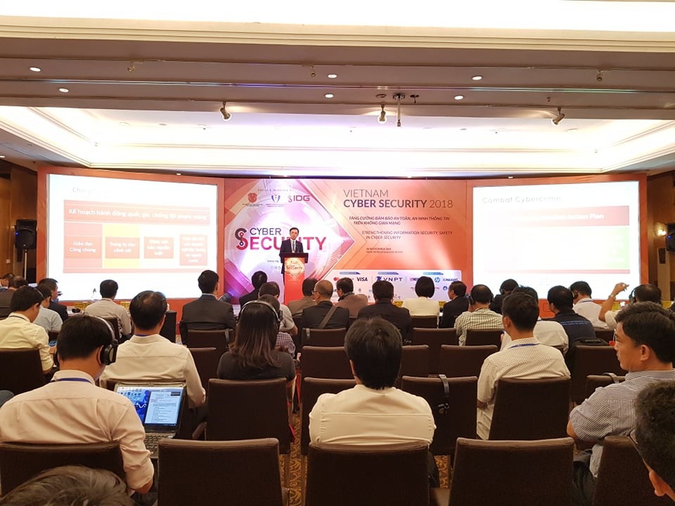Tổ chức tài chính Việt Nam là mồi ngon cho các hacker - 1 Hội thảo an toàn, an ninh thông tin trên không gian mạng- VietNam Cyber Security 2018